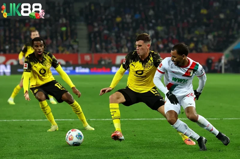keo-nha-cai-borussia-dortmund-vs-augsburg-uk88