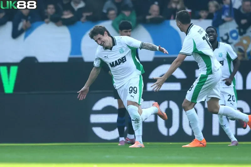 keo-nha-cai-atalanta-vs-sassuolo-uk88