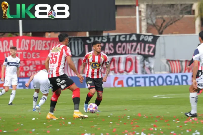 keo-nha-cai-gimnasia-lp-vs-barracas-central-uk88