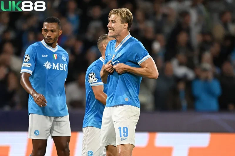 keo-nha-cai-napoli-vs-como-uk88